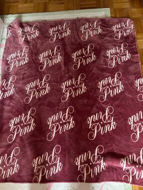 Victoria’s Secret PINK Throw